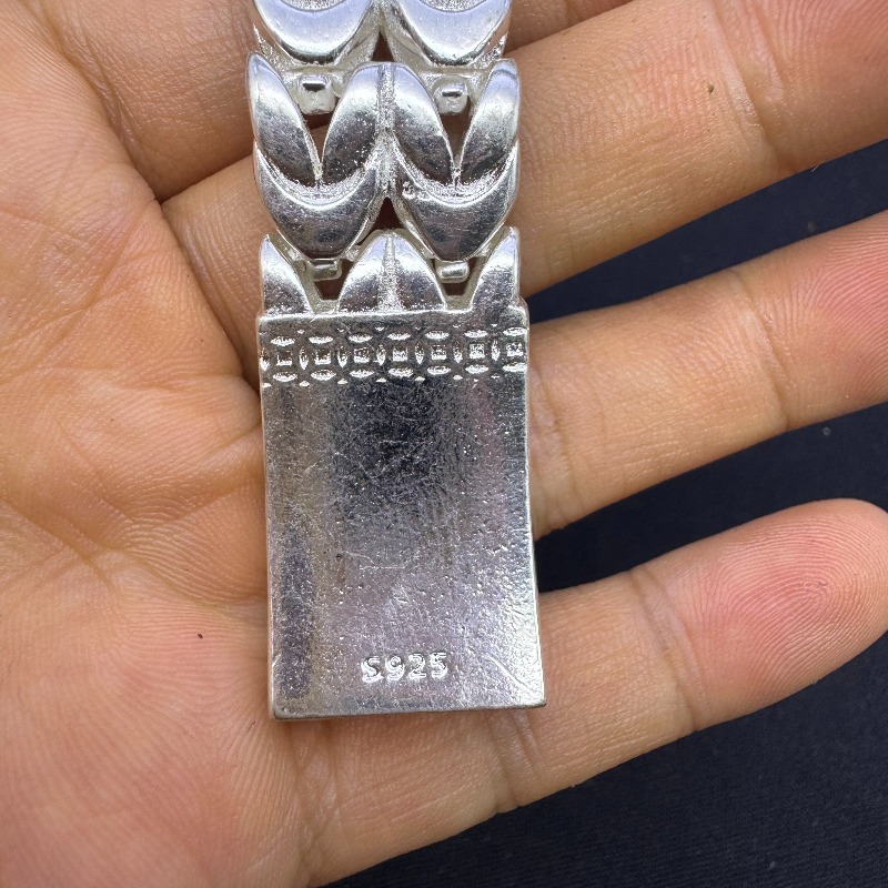 سوار سلسلة فضية للرجال بتصميم  - مراجعة Men Accessories Nepal وسعره