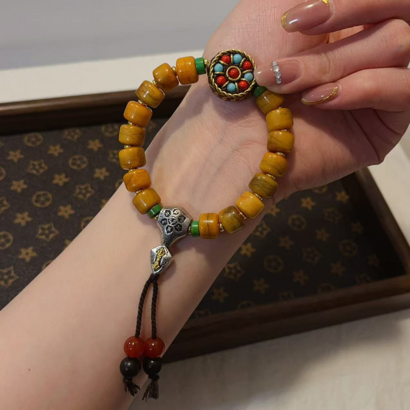 الياك العظام مطابقة نيبال أساو - مراجعة Men Accessories Nepal وسعره